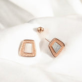 Rosegold Essense Mother of Pearl Studs