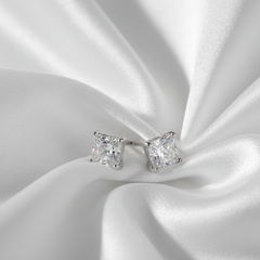 Pair of diamond stud earrings