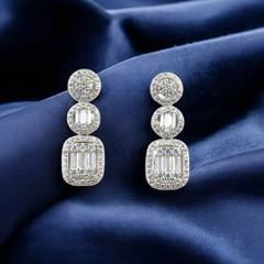 Sparkling Elegance 925 Sterling Silver Ear Studs