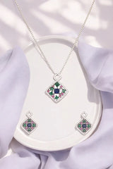Silver Prismatica Pendant Set