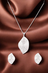 Silver Queen Elegance Pendant Set