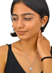 Silver Elegant Intrinsic Pendant Set