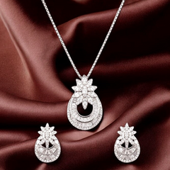 Silver Nature’s Elegance Pendant Set