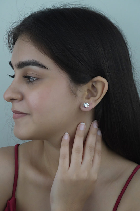 925 Sterling Silver Classic Studs