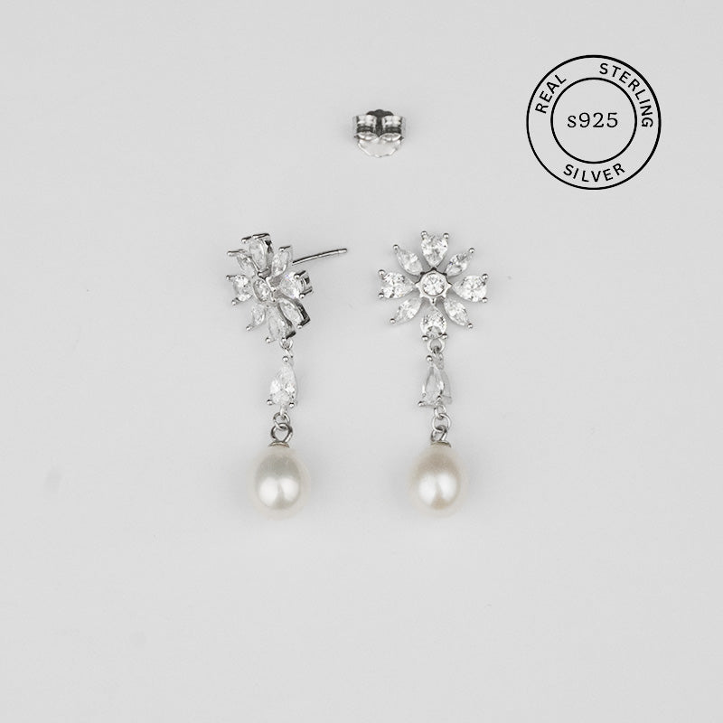 925 Sterling Silver Bloom Pearl Drop Earrings (Silver)