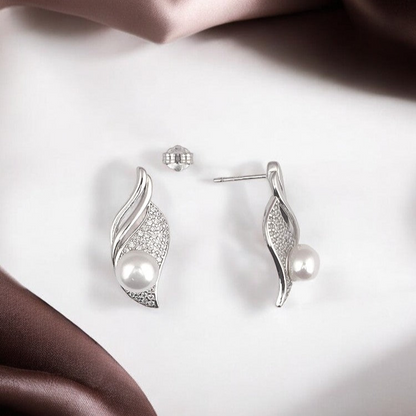 Silver Sea Shell Pearl Studs