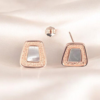 Rosegold Essense Mother of Pearl Studs