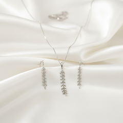 Silver Leafy Desire Pendant Set