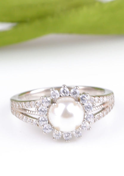 925 Sterling Silver Pearl Zircon Flower Ring