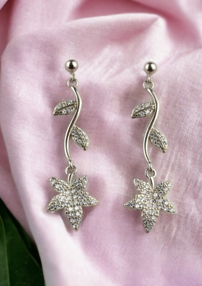 925 Sterling Silver Star Earring