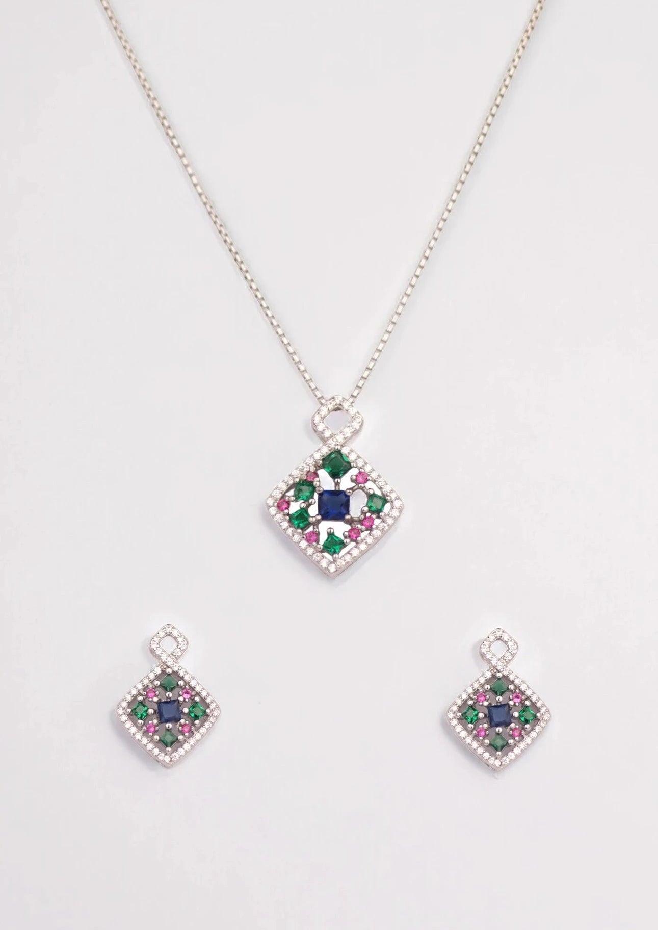 Silver Prismatica Pendant Set