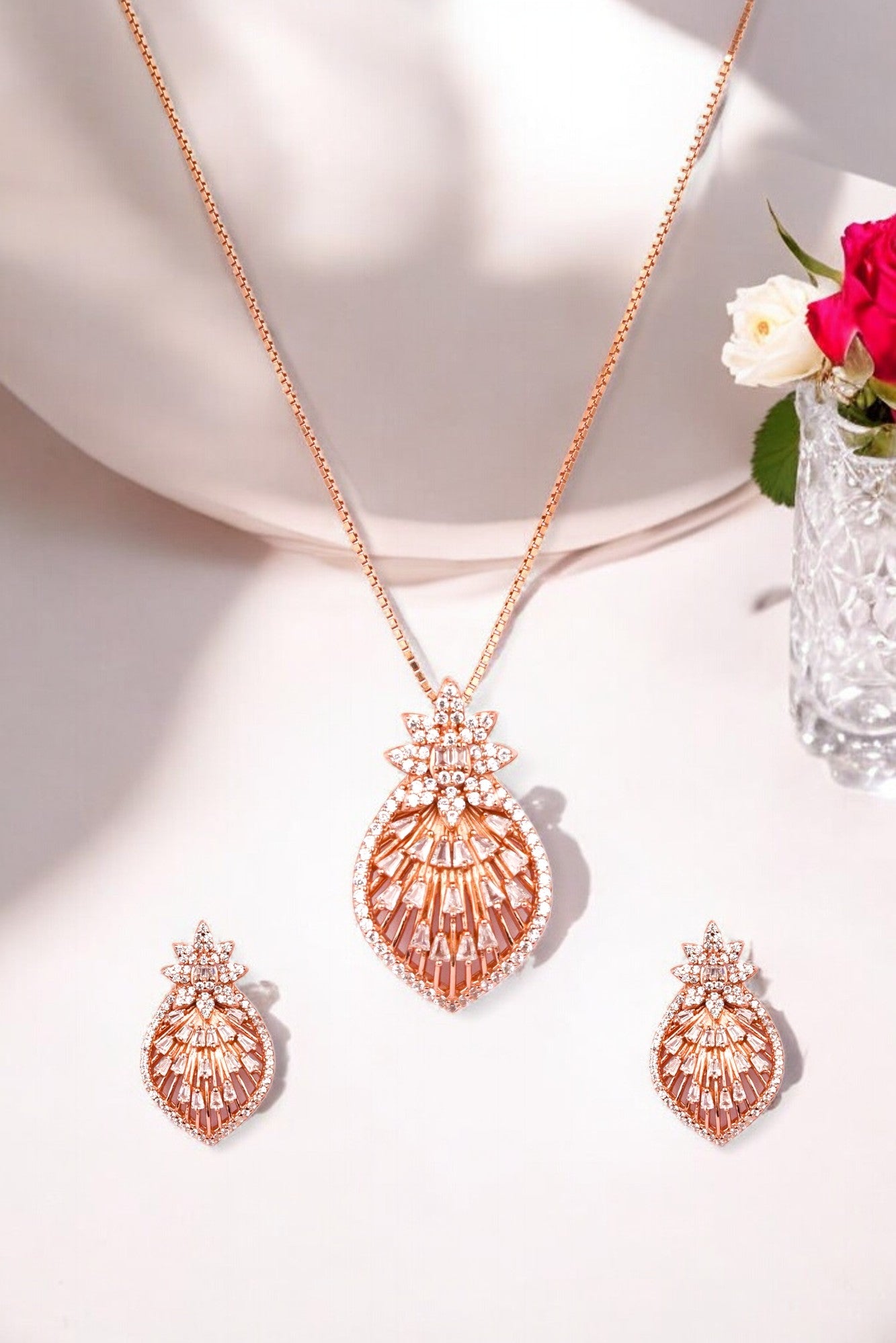 Rosegold Regal Splendour Pendant Set