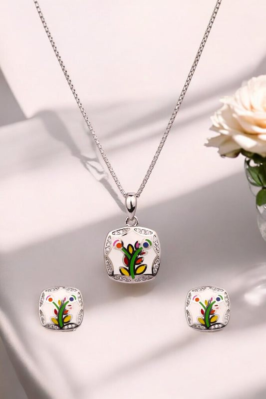 Silver Nature Inspired Pendant Set