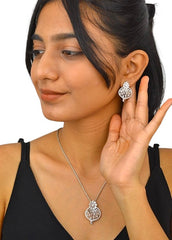 Silver Radiant Elegance Pendant Set