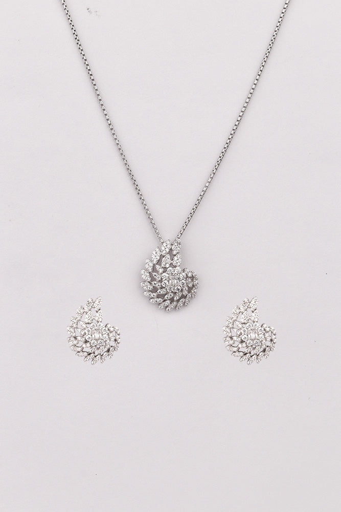 Silver Enchanted Cascade Pendant Set