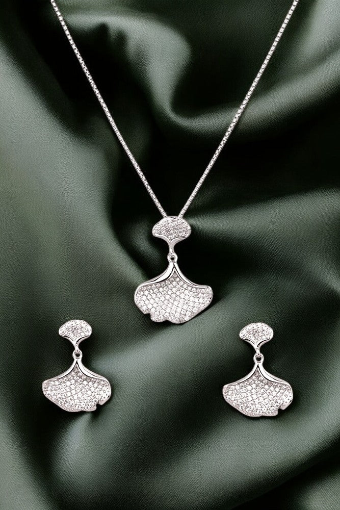 Silver Sea Shell Elegance Pendant Set