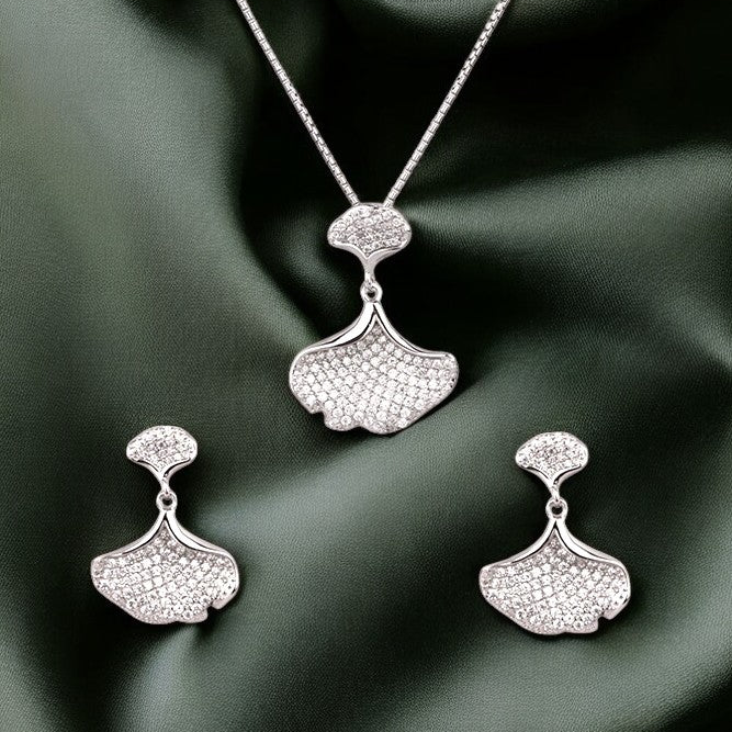 Silver Sea Shell Elegance Pendant Set
