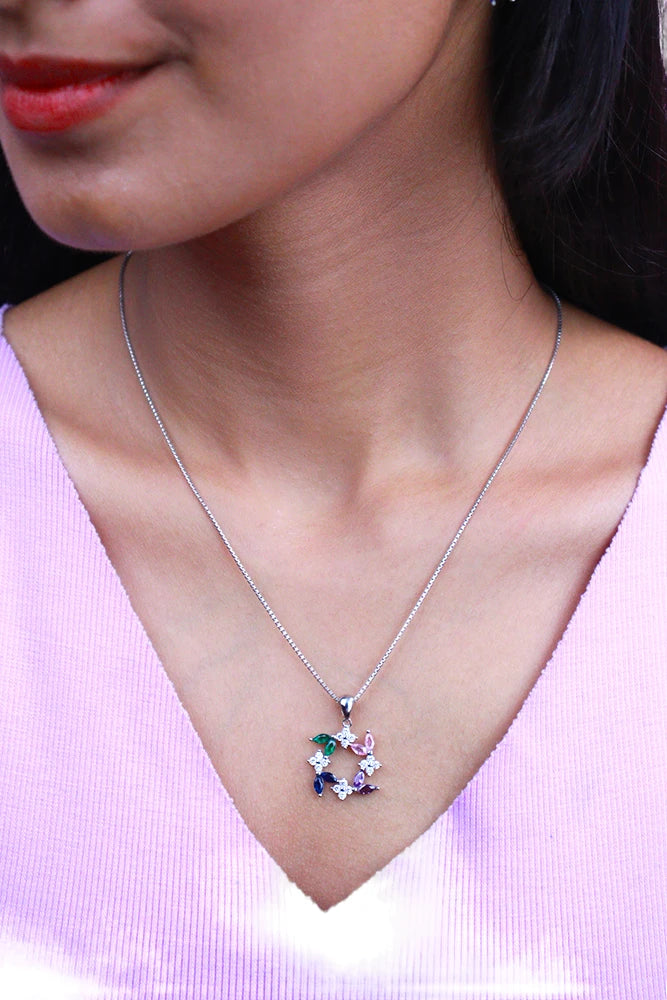 Silver Floral Bliss Pendant Set