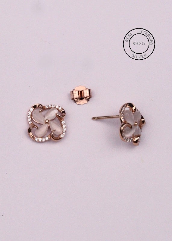 Rosegold Mother of Pearl floral Studs